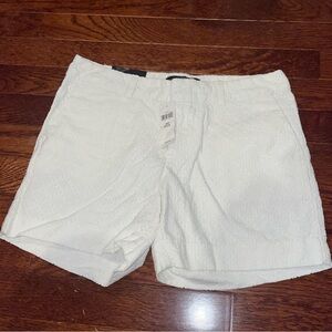Banana Republic White Shorts - 00 Petite